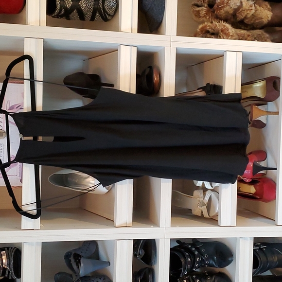 Black Halter blouse - Picture 2 of 6